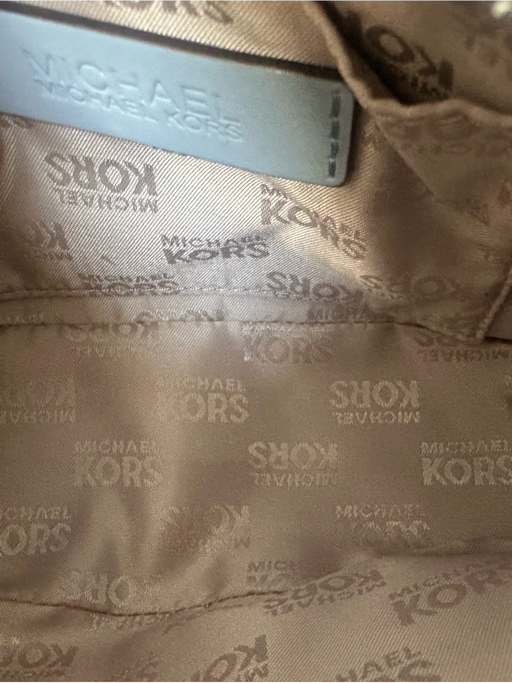 Michael Kors Pale Blue Patent Leather Cosmetic Pouch NWT - Picture 3 of 7